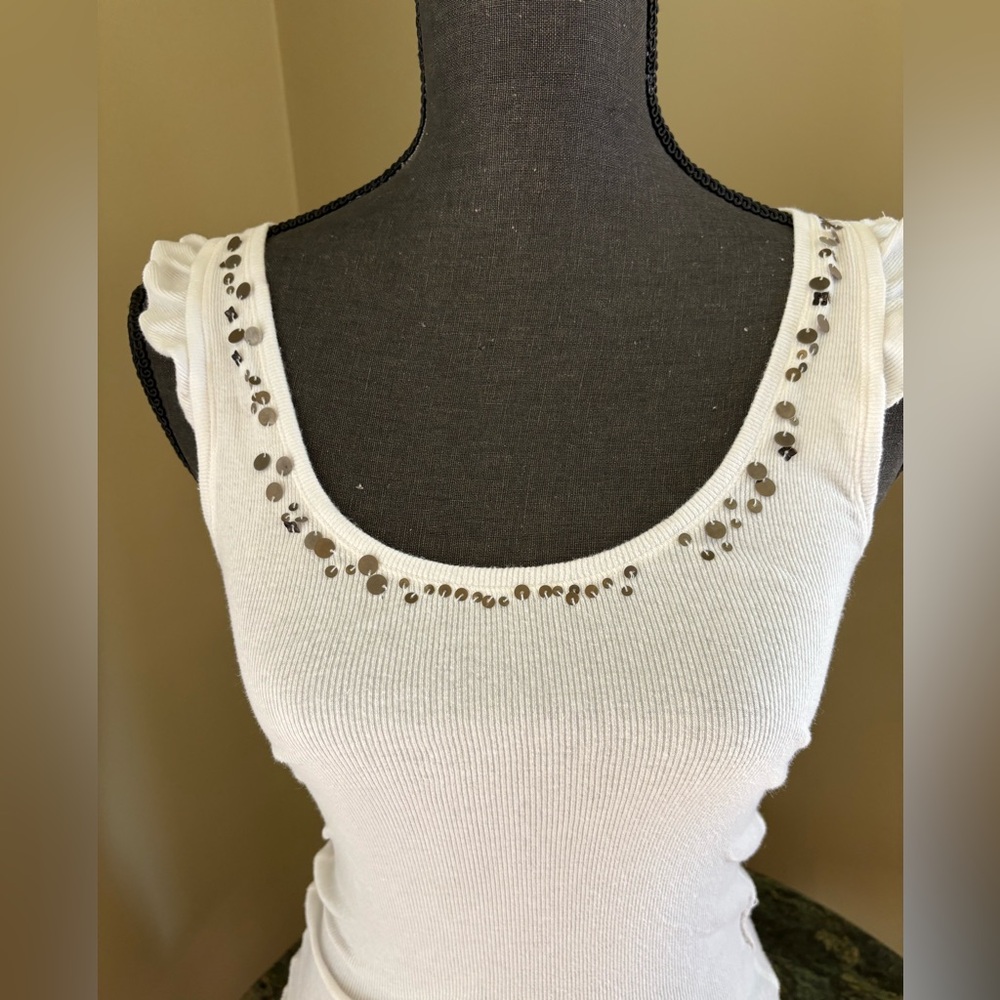Hollister - Y2K Vintage White Tank Top with Studded Neckline - Size S - Picture 7 of 9